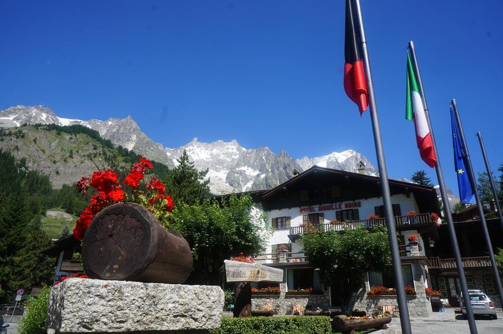 Hotel Aiguille Noire Courmayeur Exterior photo