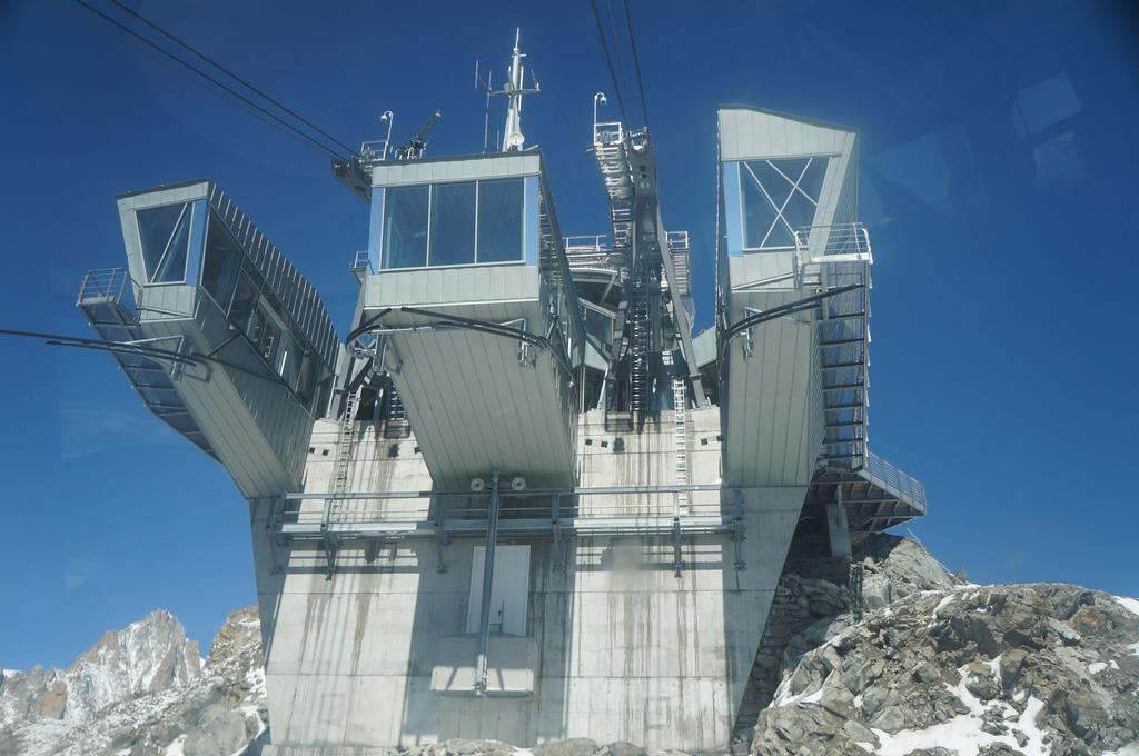 Hotel Aiguille Noire Courmayeur Exterior photo