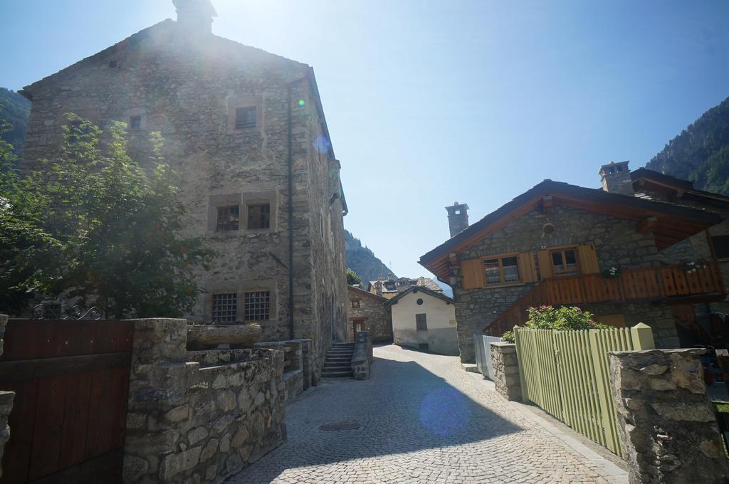 Hotel Aiguille Noire Courmayeur Exterior photo