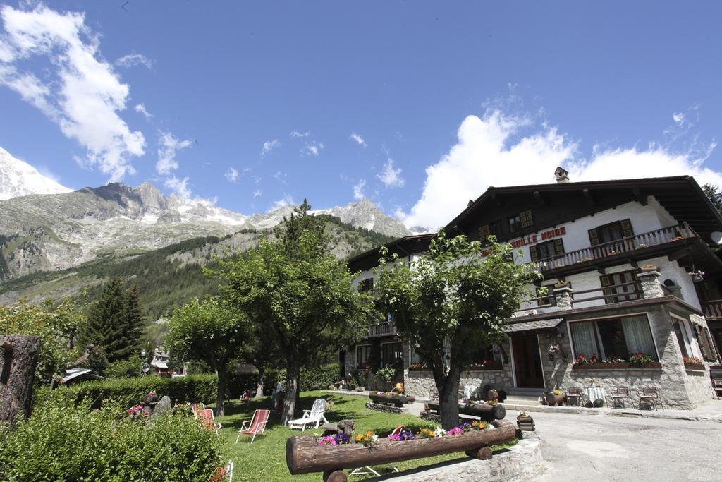 Hotel Aiguille Noire Courmayeur Exterior photo